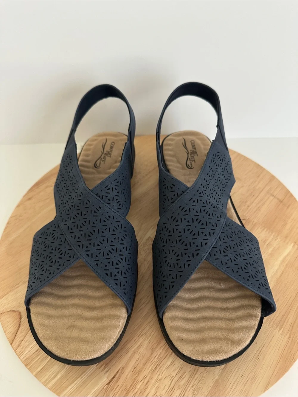 Easy Street Womens Claudia Wedge Sandals